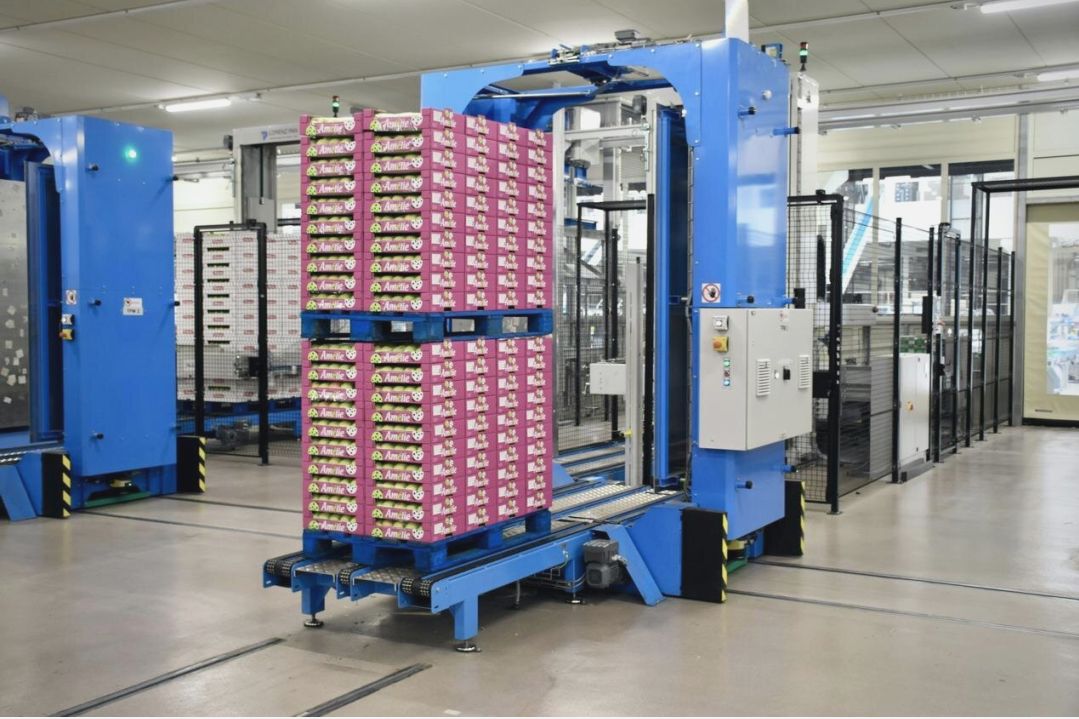 Cold storage racks